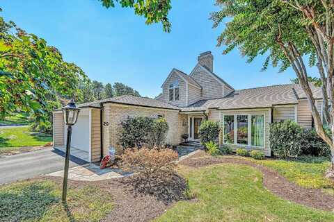 253 Island Green DR, Penhook, VA 24137