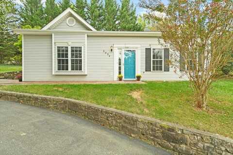 6854 Autumn Wood LN, Roanoke, VA 24019