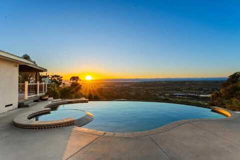 5232 Cromwell Court, San Diego, CA 92116