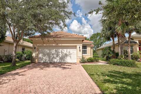 688 NW Stanford Lane, Port Saint Lucie, FL 34986