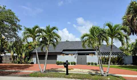 1401 SW 54th Avenue, Plantation, FL 33317