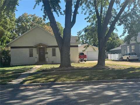 219 S Cedar Street, Belle Plaine, MN 56011