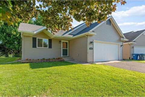 627 Hickory Drive, Saint Joseph, MN 56374