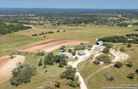 34 Cravey, Boerne, TX 78006