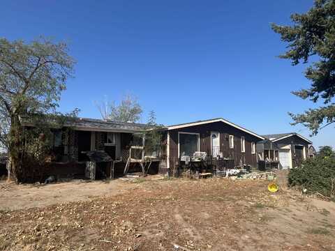 14303 N Wood Rd, Nine Mile Falls, WA 99026