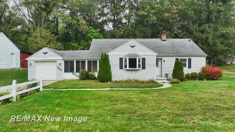 3927 State, Bridgeport, MI 48722