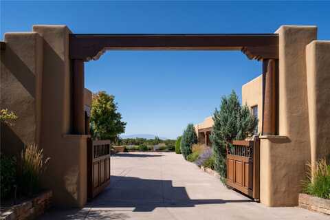12 Shaman, Santa Fe, NM 87506