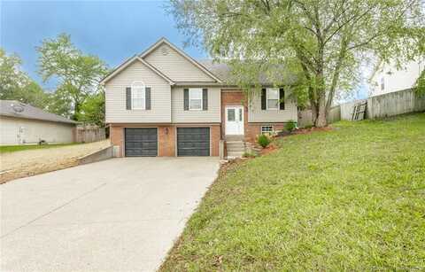 5102 Everett Avenue, Floyds Knobs, IN 47119