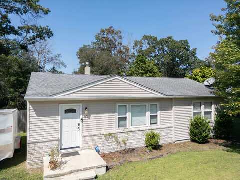 81 Robert Best Rd Road, Egg Harbor Township, NJ 08234
