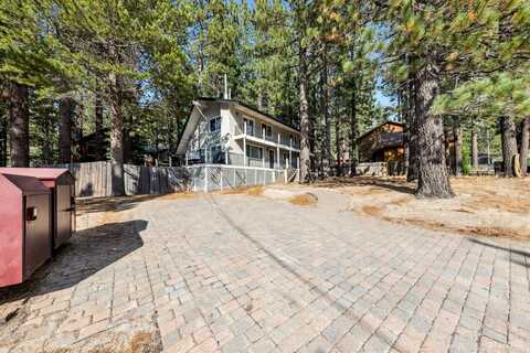 1940 Apache Avenue, South Lake Tahoe, CA 96150