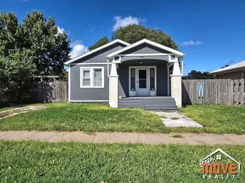 304 East Becknell Avenue, Sublette, KS 67877