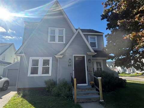 61 Warwick Avenue, Cranston, RI 02905