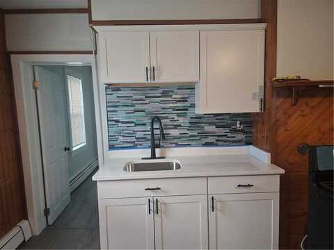 59 Court Street, Bristol, RI 02809