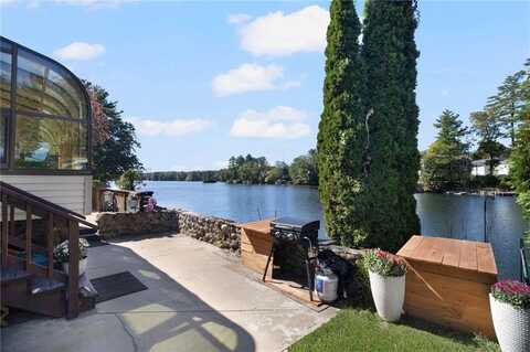 25 Beverly Circle, Smithfield, RI 02828