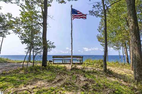 15382 Maxey Road, Arcadia, MI 49613
