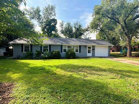 4819 SW 20th Ter, Topeka, KS 66604