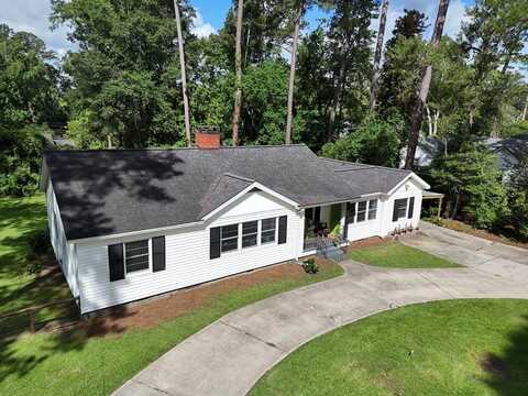 303 Glenwood Dr., Thomasville, GA 31792