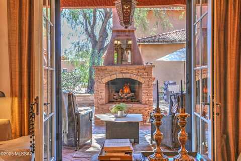 3826 N Adobe Garden Loop, Tucson, AZ 85716