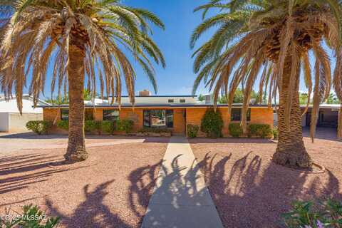 5642 E Spring Street, Tucson, AZ 85712
