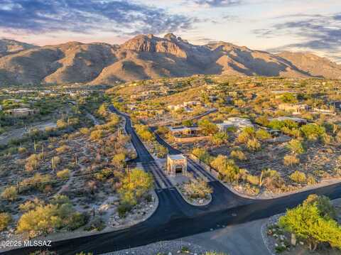 7601 N Calle Sin Envidia, Tucson, AZ 85718