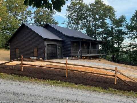 64 Lonesome Oak Drive, Ennice, NC 28623