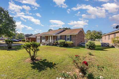 2111 Fieldcrest Road E, Wilson, NC 27893