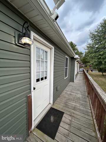18 BARB LANE, BOYERTOWN, PA 19512