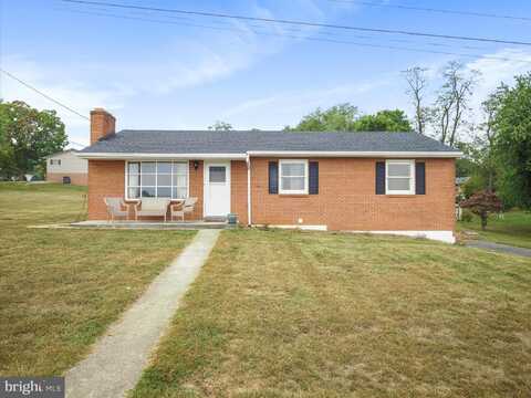 15621 OAK ROAD, WAYNESBORO, PA 17268