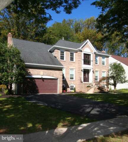 717 HAWKESBURY LANE, SILVER SPRING, MD 20904