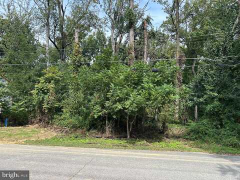 6106 WESSON DRIVE, SUITLAND, MD 20746