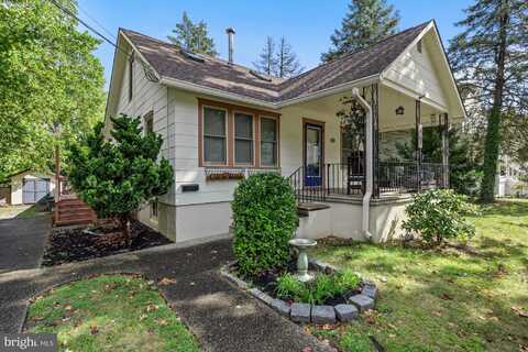 118 WOODLAND AVENUE, BARRINGTON, NJ 08007