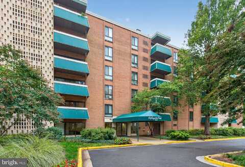 6147 LEESBURG PIKE, FALLS CHURCH, VA 22041