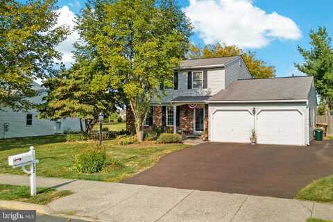 102 GENTRY DRIVE, PERKASIE, PA 18944