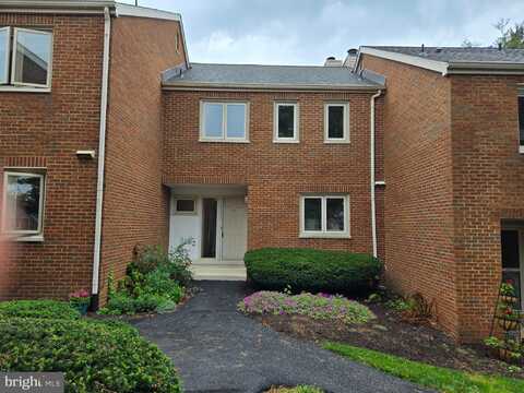 27 APPLE LANE, MOUNTVILLE, PA 17554