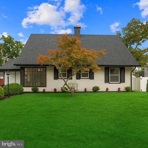 18 SPIRALWOOD LANE, WILLINGBORO, NJ 08046