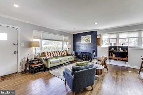 10146 DALLAS AVENUE, SILVER SPRING, MD 20901