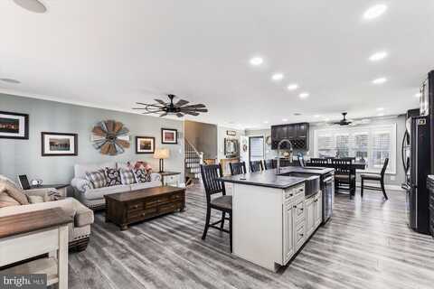 145 N LAKE DRIVE, STEVENSVILLE, MD 21666