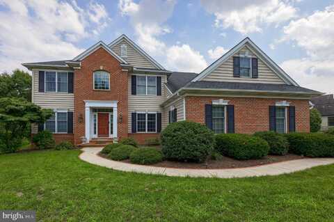 2098 MALLARD DRIVE, LANCASTER, PA 17601