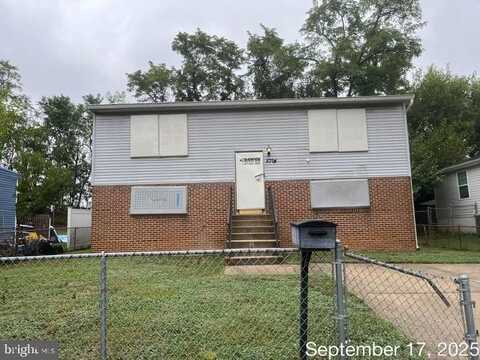 5704 L, FAIRMOUNT HEIGHTS, MD 20743