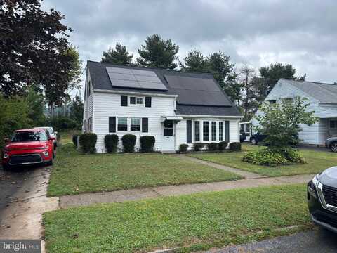 607 LAS VEGAS DRIVE, TEMPLE, PA 19560