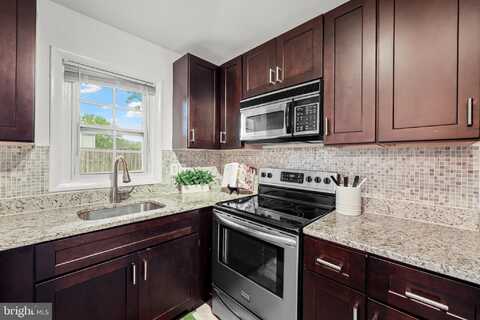 5802 SHEPHERD LANE, LANHAM, MD 20706
