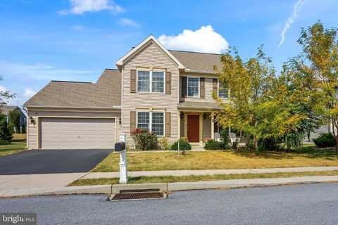 7 FINCH DR, LEBANON, PA 17042