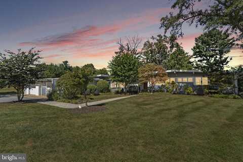 8203 TALL CHIMNEY COURT, PIKESVILLE, MD 21208