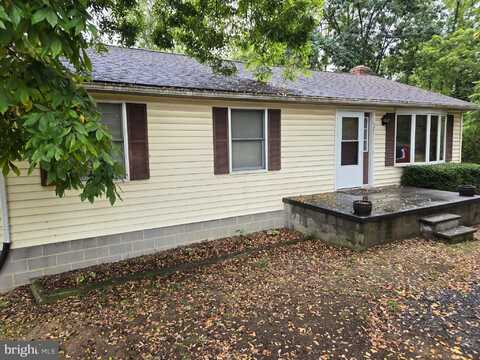521 TASKER ROAD, STEPHENS CITY, VA 22655