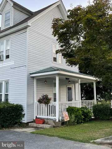 9 W HOWARD STREET, VIOLA, DE 19979