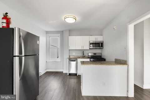 1735 W OXFORD STREET, PHILADELPHIA, PA 19121
