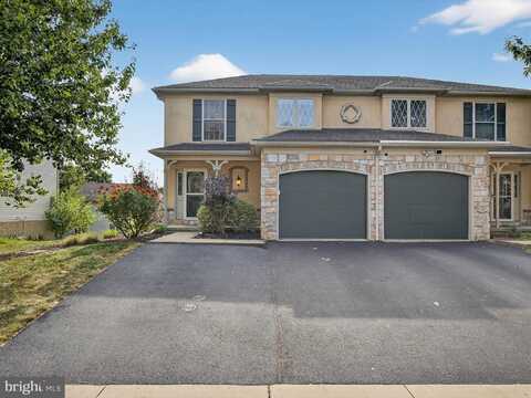 92 HAWK LANE, EPHRATA, PA 17522