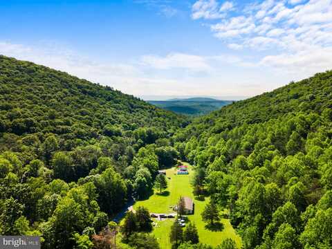 8883 CROOKED RUN ROAD, BASYE, VA 22810