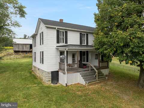 809 BROOK CREEK ROAD, TOMS BROOK, VA 22660