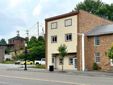 508 NW Park Avenue, Norton, VA 24273